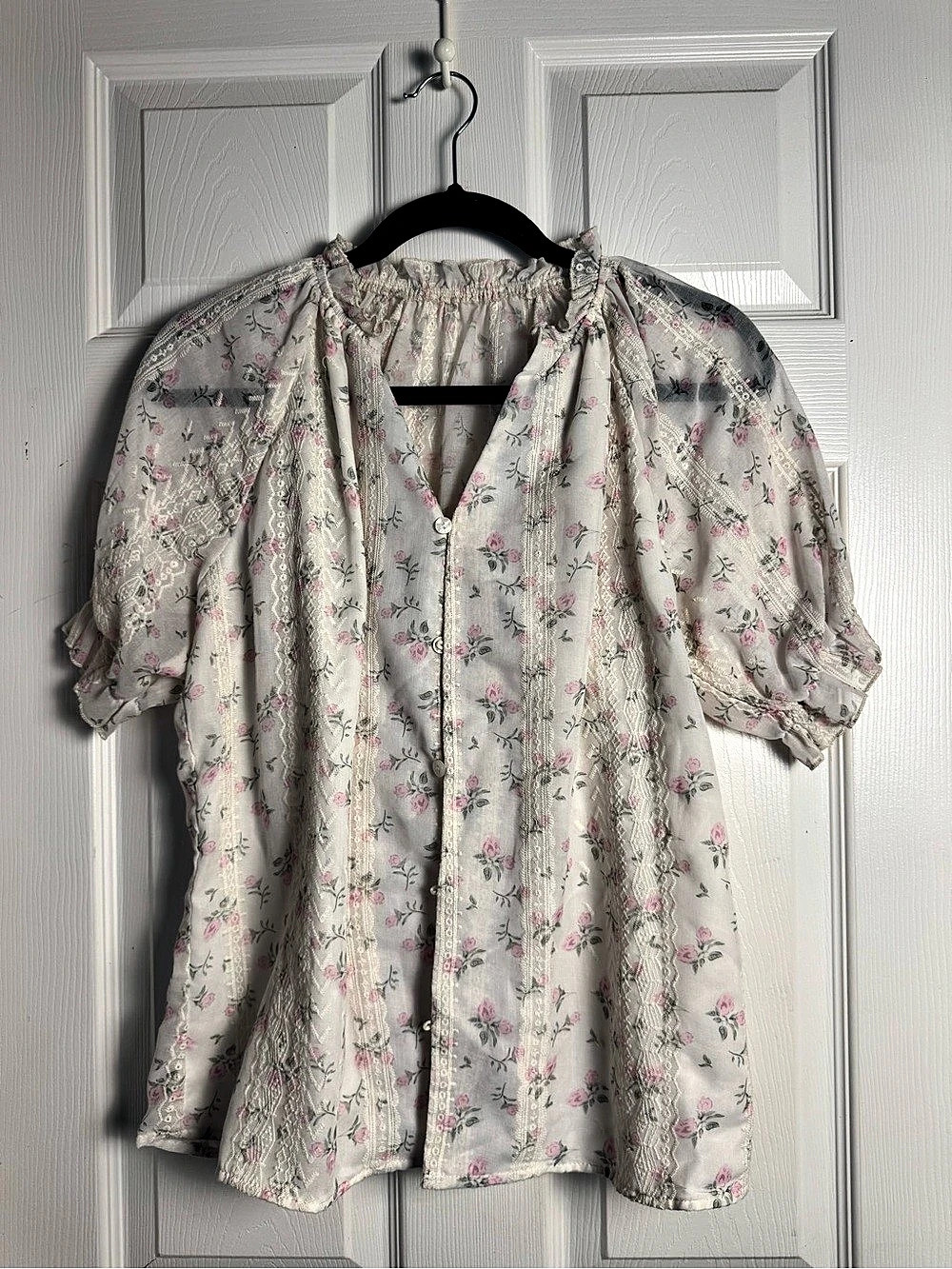 Floral Polyester Blouse in Cream & Pink Size Large